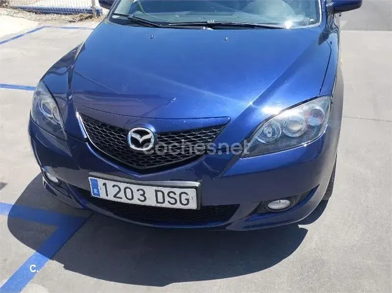 Usado Mazda 3 Active 110 CV (80 kW) 2005 Azul Berlina