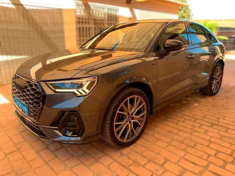 Usado Audi Q3 Ambiente 150 CV (110 kW) 2021 Gris SUV