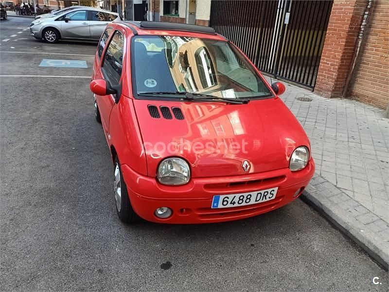 Rojo Usado 2005 Renault Twingo Privilege Utilitario | 3900 € - Imagen 1/4