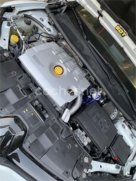 Usado Renault Mégane Coupé Trophy 275 CV (202 kW) 2015 Blanco Coupe