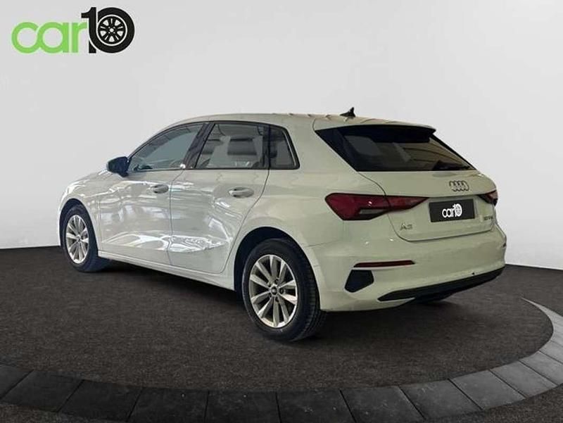Usado Audi A3 Premium 110 CV (80 kW) 2021 Blanco Berlina