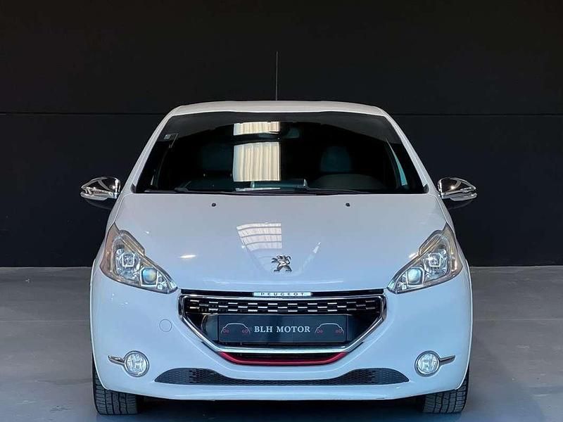 Usado Peugeot 208 GTi 200 CV (147 kW) 2014 Blanco Utilitario