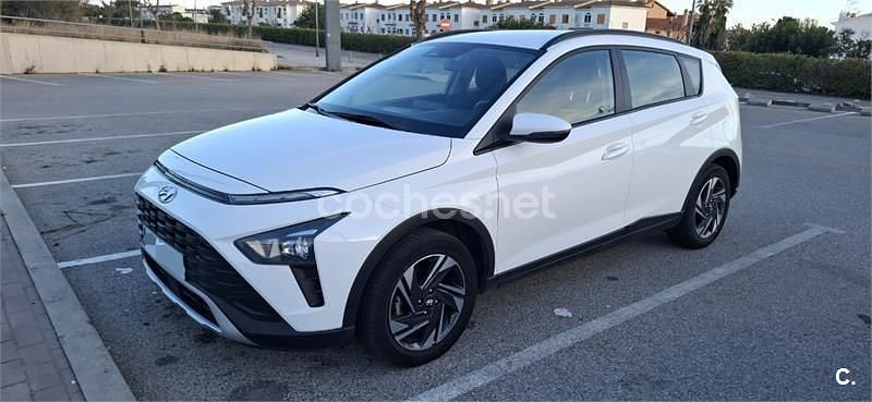 Usado Hyundai Bayon 84 CV (61 kW) 2022 Blanco SUV
