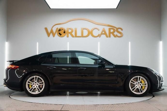 Usado Porsche Panamera 462 CV (339 kW) 2017 Negro Utilitario