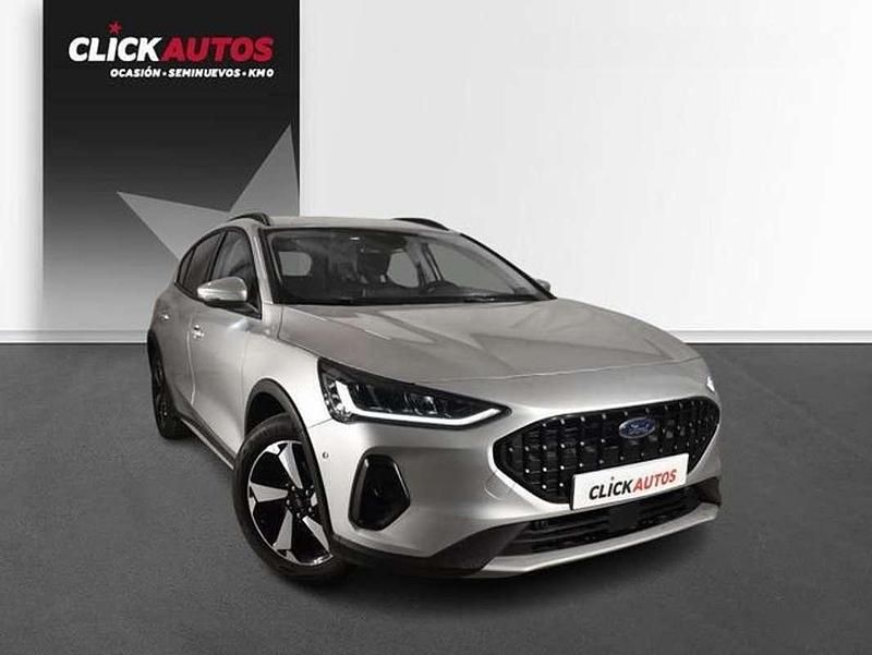 Usado Ford Focus Active 156 CV (114 kW) 2024 Plateado Berlina