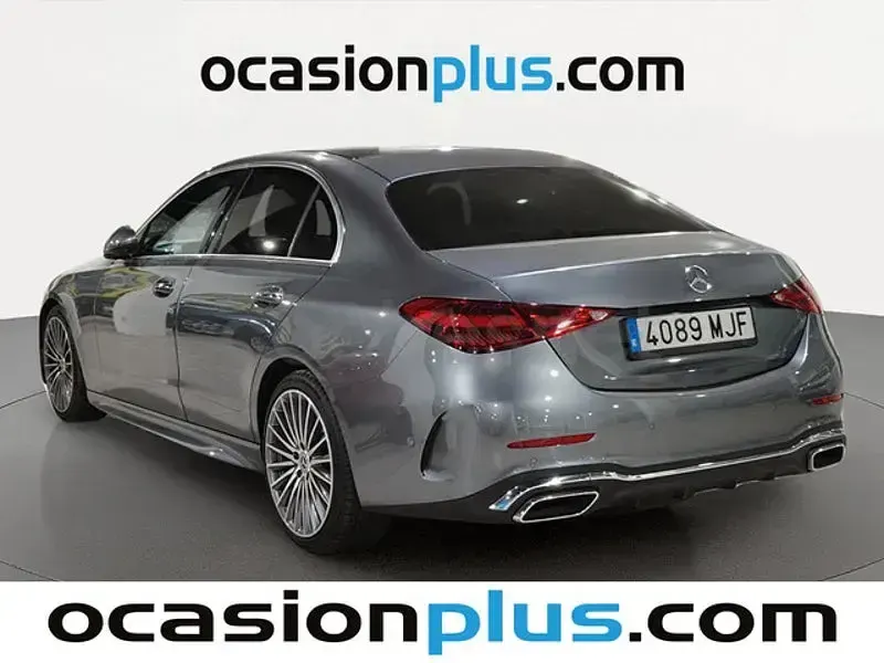 Usado Mercedes C200 163 CV (119 kW) 2023 Gris / plata Berlina