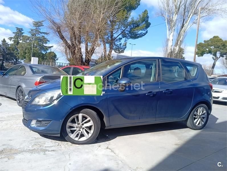 Usado Opel Meriva Selective 120 CV (88 kW) 2016 Azul Monovolumen