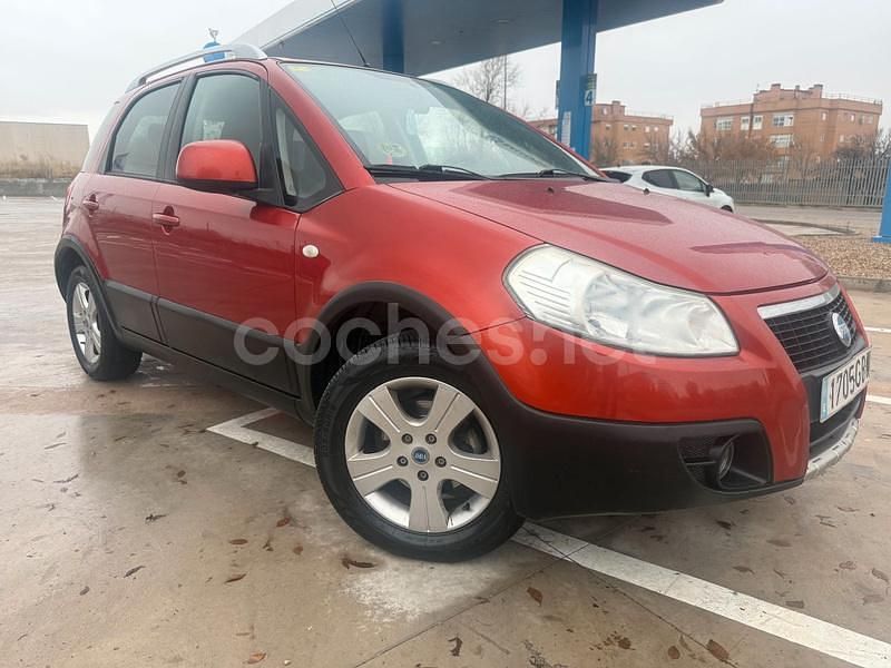 Granate Usado 2008 Fiat Sedici Dynamic SUV | 5000 € - Imagen 1/4