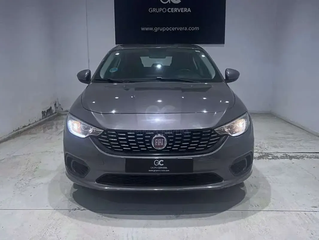 Usado Fiat Tipo Easy 95 CV (69 kW) 2019 Gris Utilitario