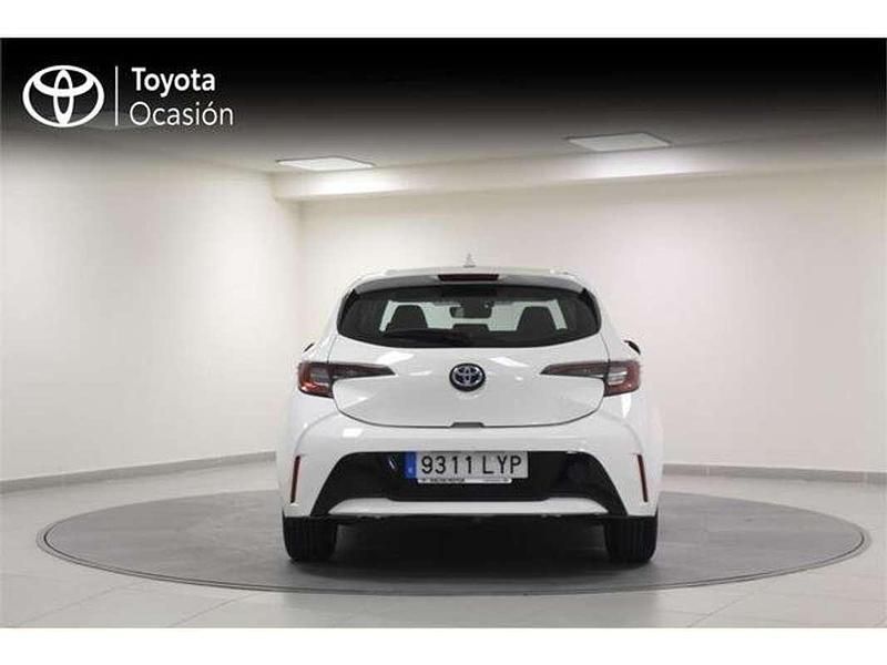 Usado Toyota Corolla Active 122 CV (89 kW) 2022 Blanco Utilitario