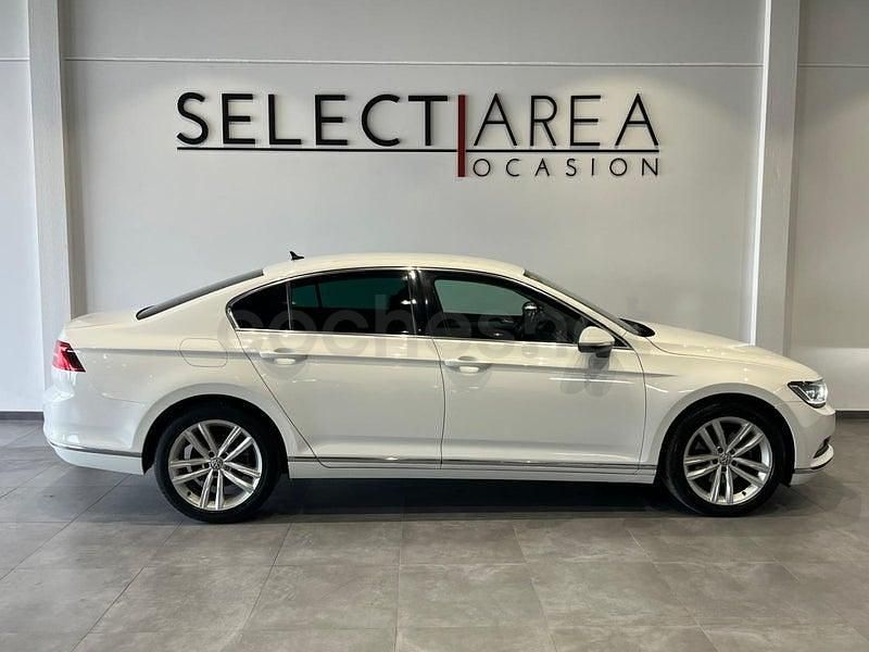 Usado VW Passat Advance 150 CV (110 kW) 2015 Blanco Berlina