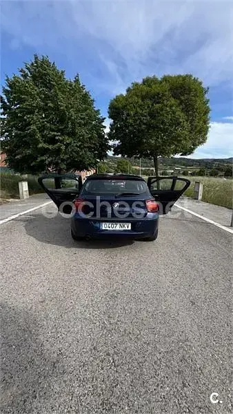 Usado BMW 118 Sport Line 170 CV (125 kW) 2013 Azul Utilitario