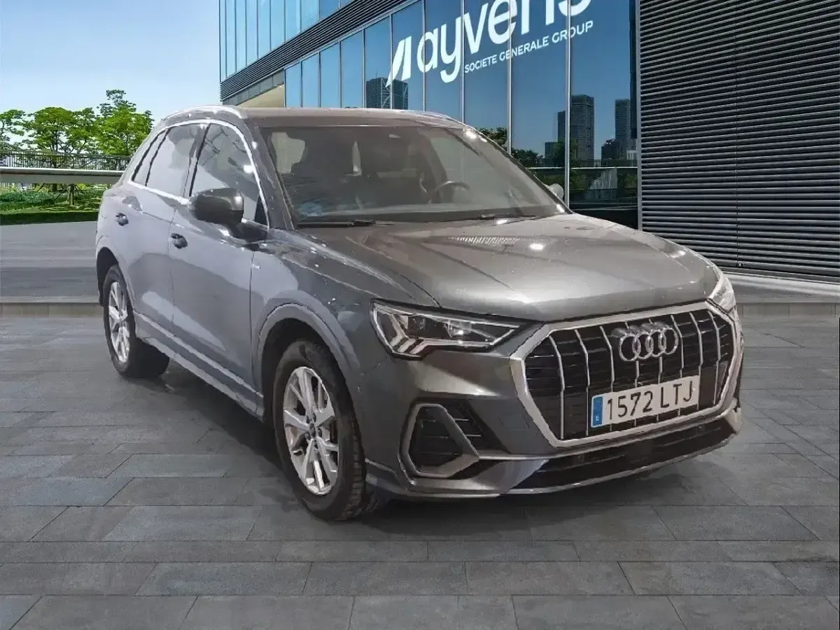 Usado Audi Q3 S-Line 245 CV (180 kW) 2021 Gris SUV
