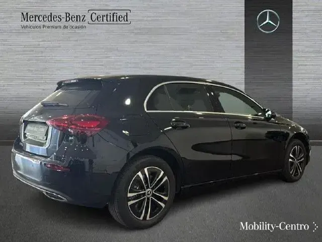 Usado Mercedes A250 218 CV (160 kW) 2024 Negro cosmos