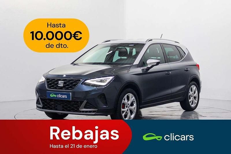 Gris Usado 2023 Seat Arona FR SUV | 17.190 € (Buen precio) - Imagen 1/4