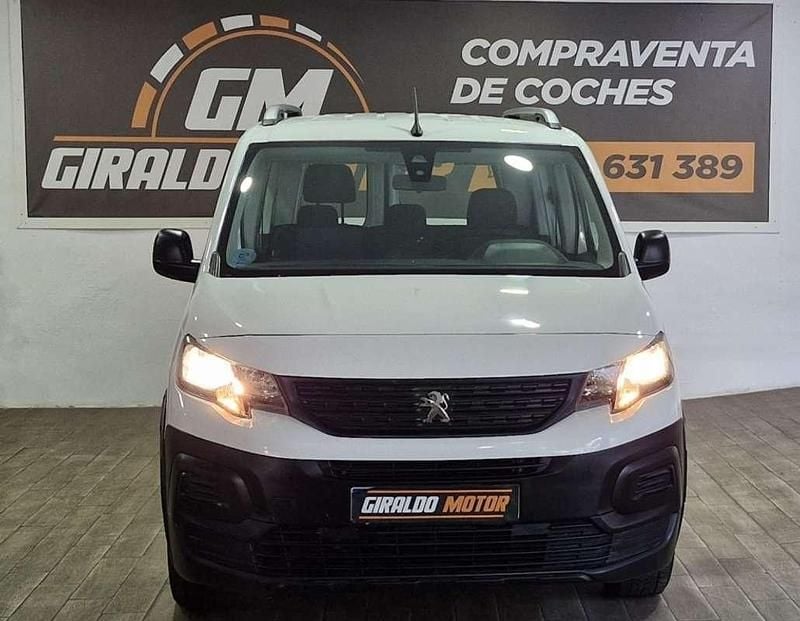 Usado Peugeot Rifter 101 CV (74 kW) 2019 Blanco Monovolumen