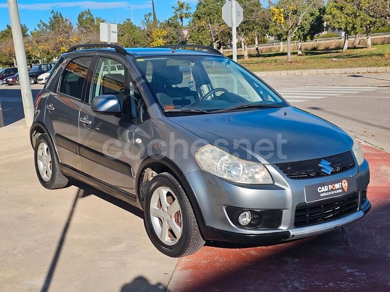 Usado Suzuki SX4 GLX 107 CV (78 kW) 2007 Gris / plata SUV