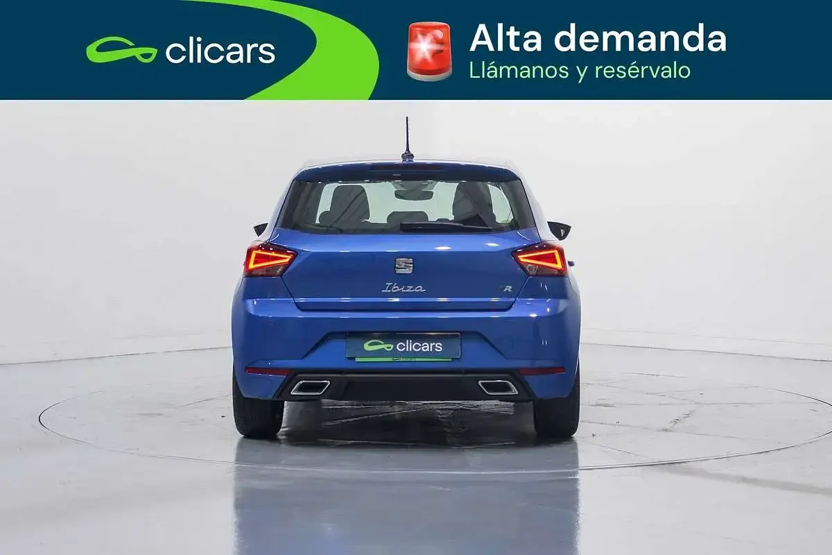 Usado Seat Ibiza FR 116 CV (85 kW) 2025 Azul Utilitario