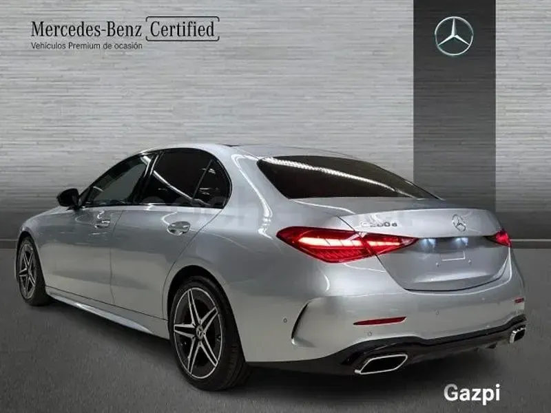 Nuevo Mercedes C200 163 CV (119 kW) 2026 Gris / plata Berlina