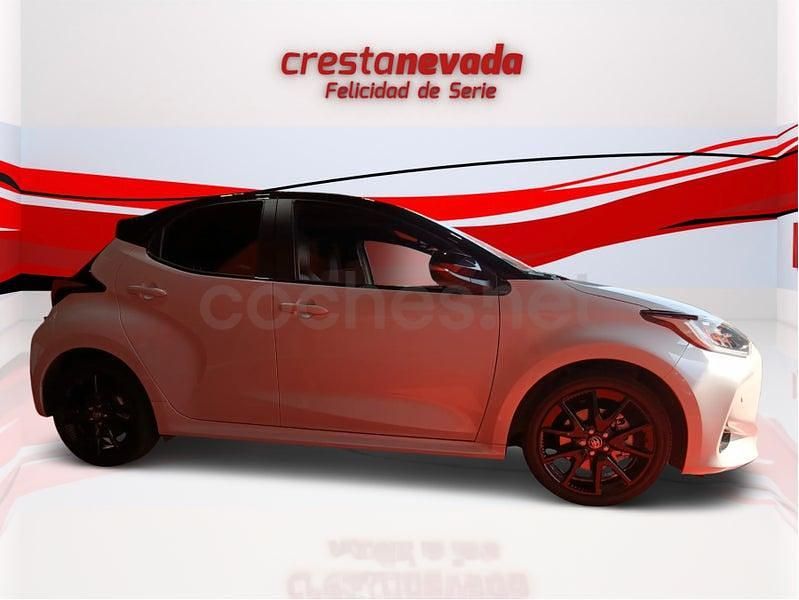 Occasion Toyota Yaris Hybrid Edition 116 PK (85 kW) 2022 Wit Sedan