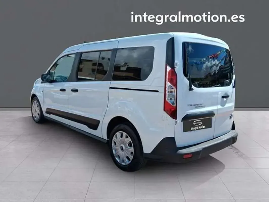 Usado Ford Transit Trend 120 CV (88 kW) 2022 Blanco Van