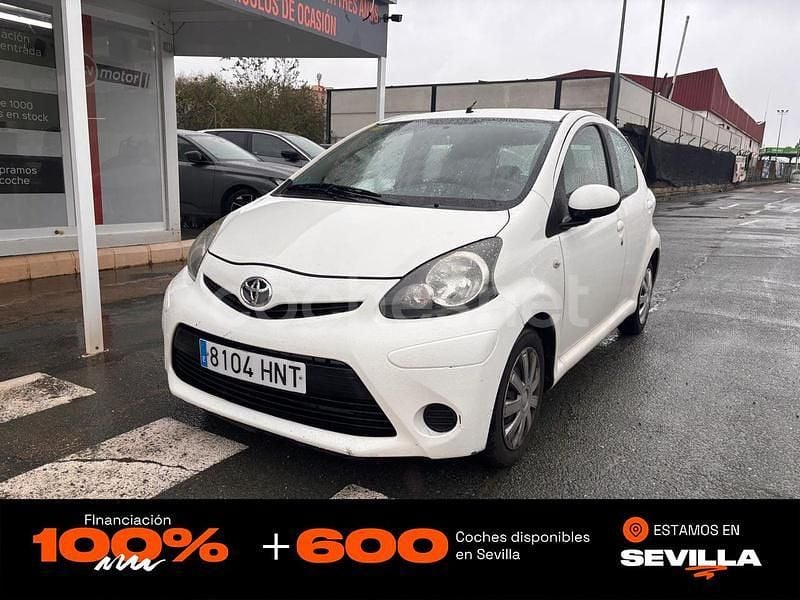 Blanco Usado 2013 Toyota Aygo City Utilitario | 3950 € (Buen precio) - Imagen 1/4
