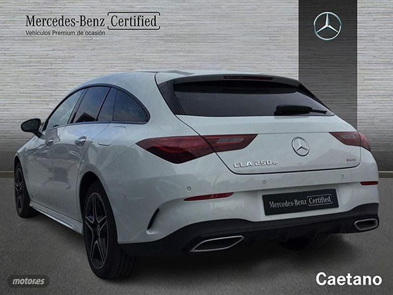 Usado Mercedes CLA250 AMG line 163 CV (119 kW) 2024 Blanco Berlina