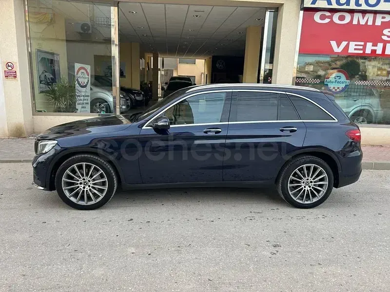 Usado Mercedes GLC220 170 CV (125 kW) 2017 Azul SUV