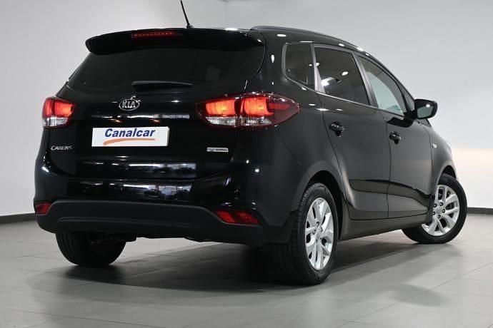 Usado Kia Carens 116 CV (85 kW) 2018 Negro Monovolumen
