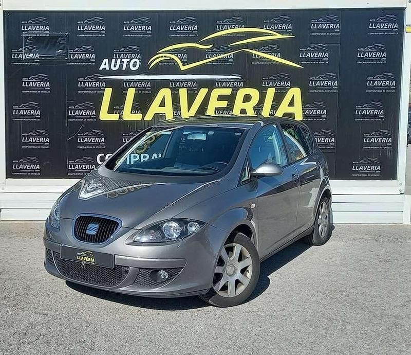 Usado Seat Altea Stylance 105 CV (77 kW) 2006 Gris / plata Monovolumen