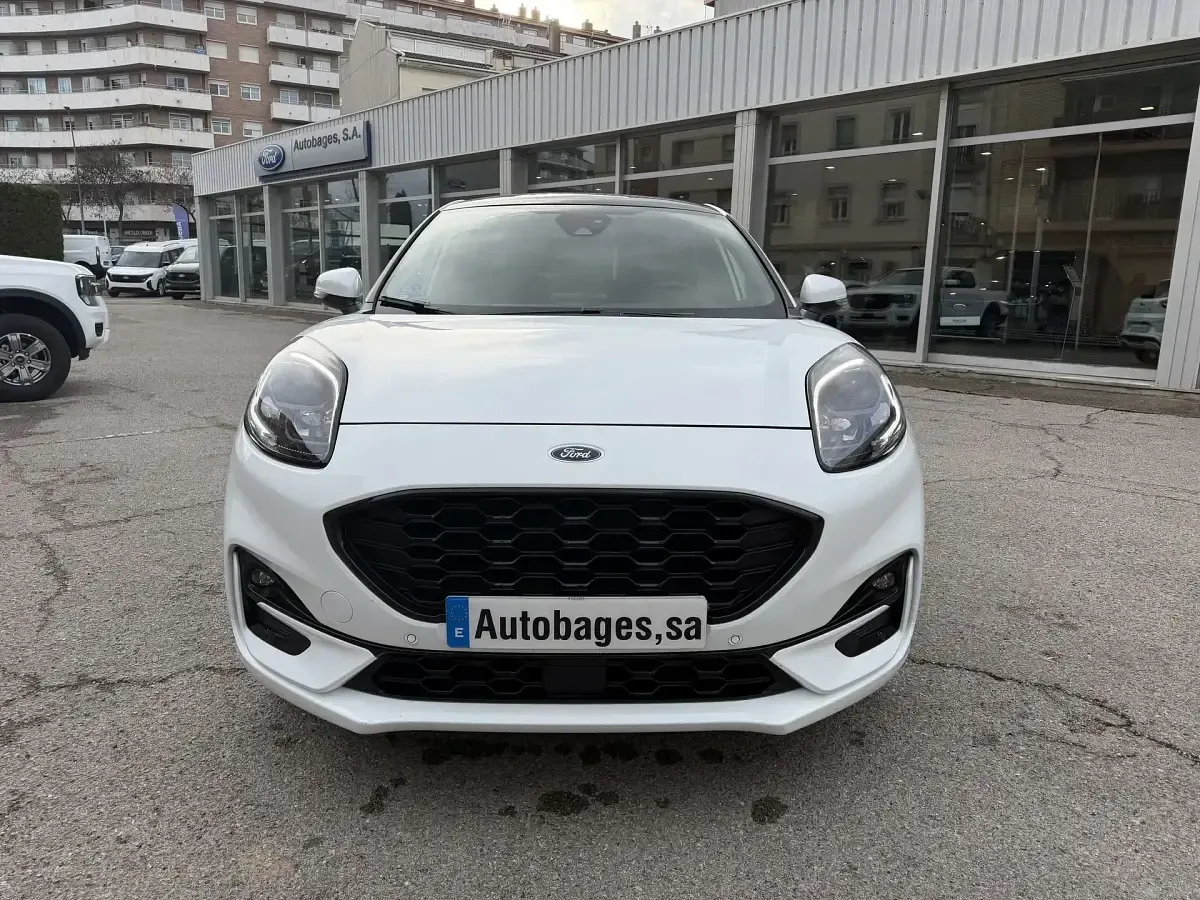 Usado Ford Puma ST-Line X 155 CV (114 kW) 2024 Blanco SUV