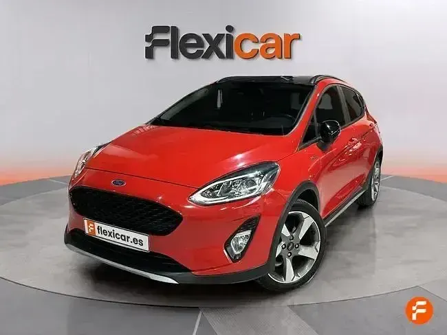 Usado Ford Fiesta Trend 100 CV (73 kW) 2019 Rojo Utilitario