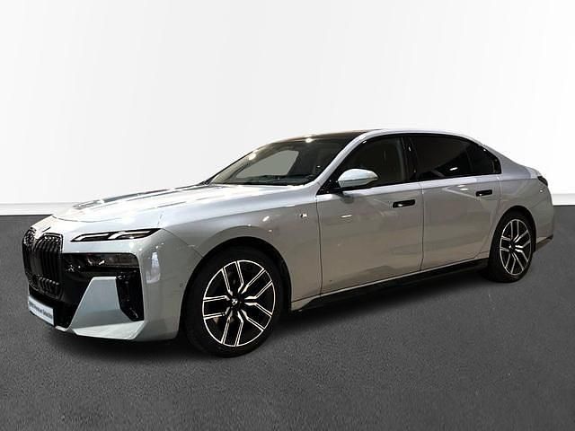 Usado BMW 740 Comfort Edition 299 CV (219 kW) 2024 Berlina