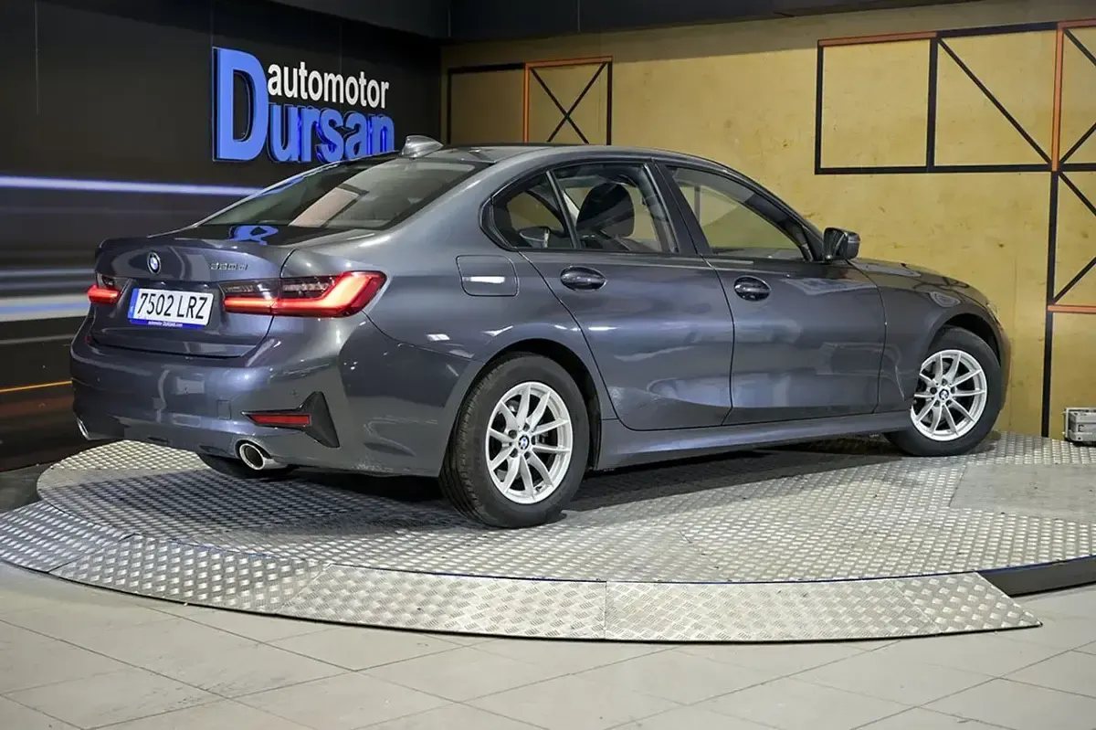 Usado BMW 320 Comfort Edition 190 CV (139 kW) 2021 Gris Berlina