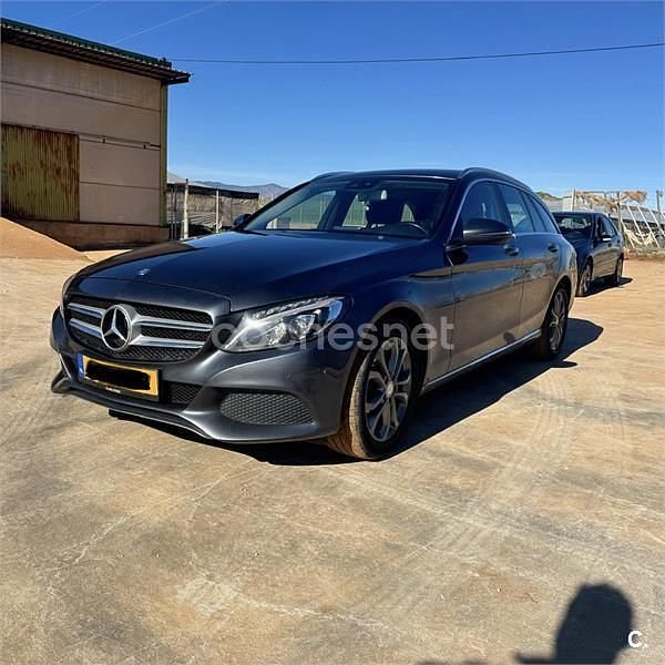 Usado Mercedes C220 Avantgarde 170 CV (125 kW) 2016 Gris / plata Familiar