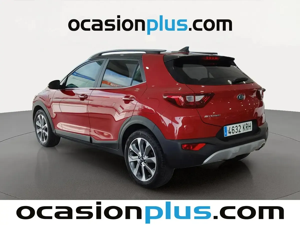 Usado Kia Stonic 101 CV (74 kW) 2018 Rojo SUV