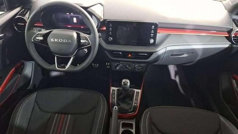 Usado Skoda Fabia Monte Carlo 116 CV (85 kW) 2025 Gris Utilitario