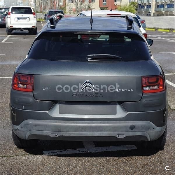 Usado Citroën C4 Shine Edition 100 CV (73 kW) 2016 Gris / plata Berlina