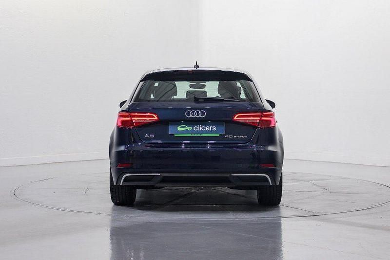 Usado Audi A3 Sportback e-tron S-Line 204 CV (150 kW) 2020 Azul Utilitario