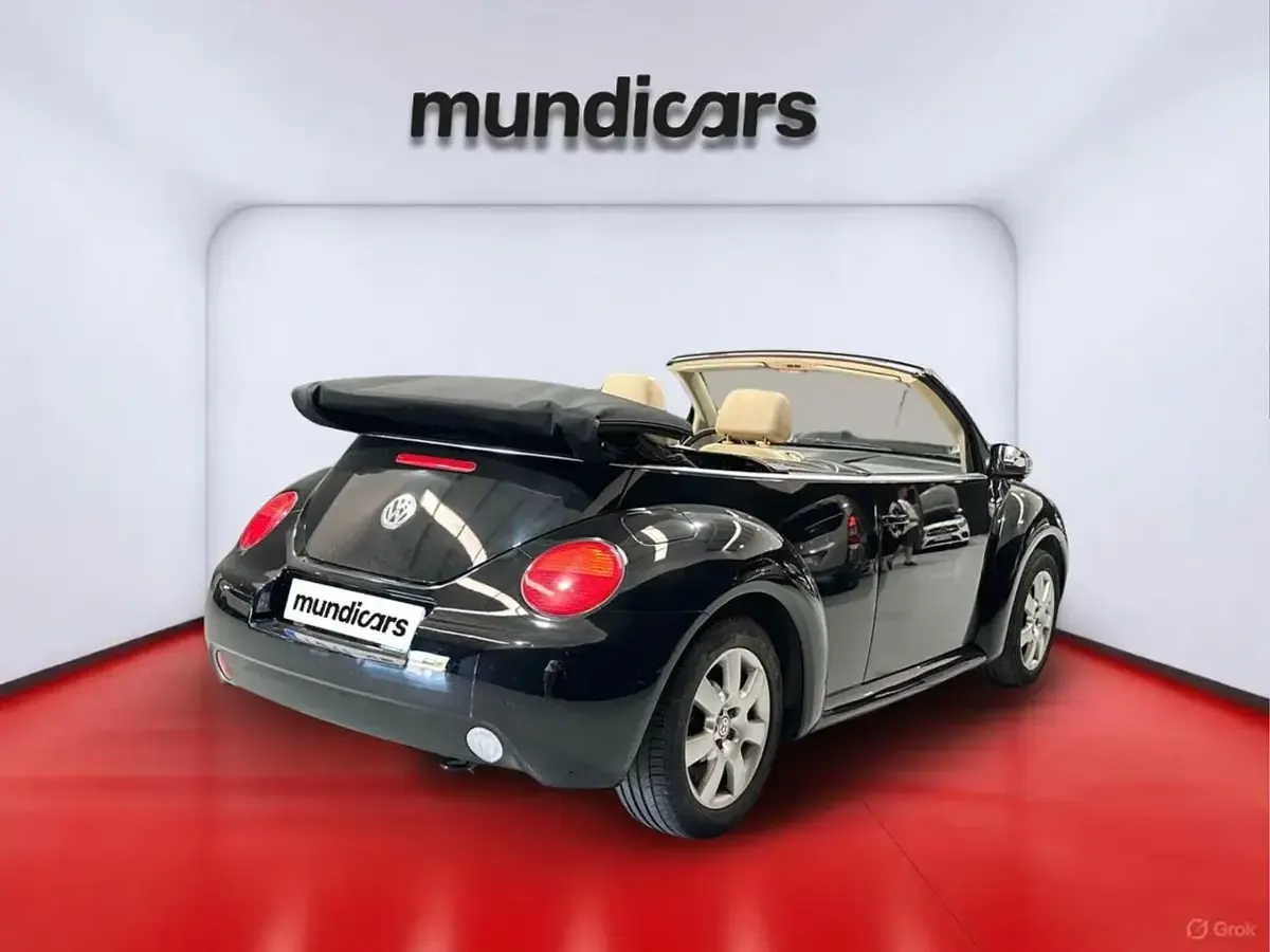 Usado VW New Beetle 116 CV (85 kW) 2003 Negro Utilitario