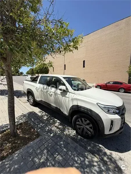 Usado SsangYong Musso 202 CV (148 kW) 2024 Blanco Pickup/Camioneta
