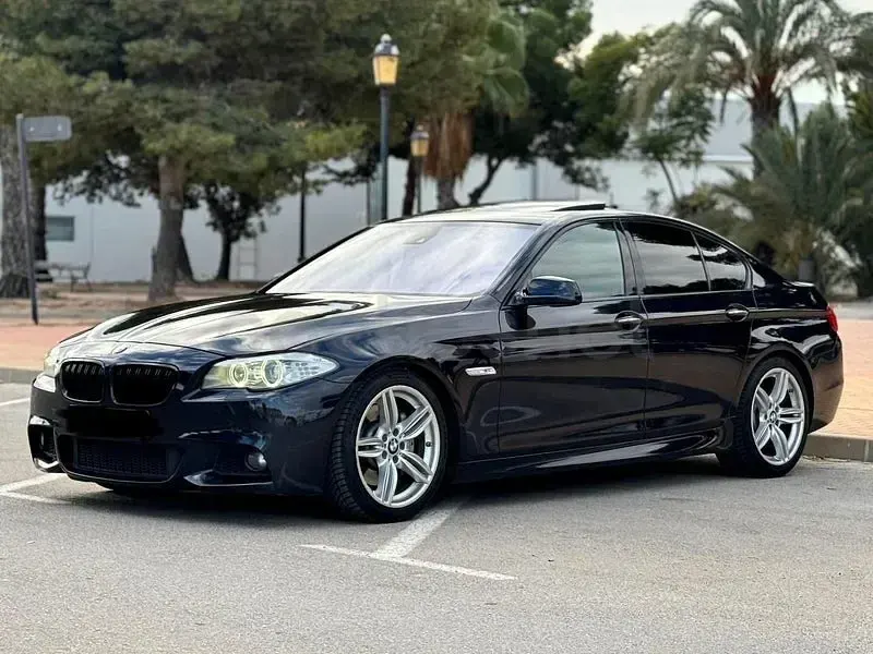 Usado BMW 530 M Sport 258 CV (189 kW) 2013 Azul Berlina
