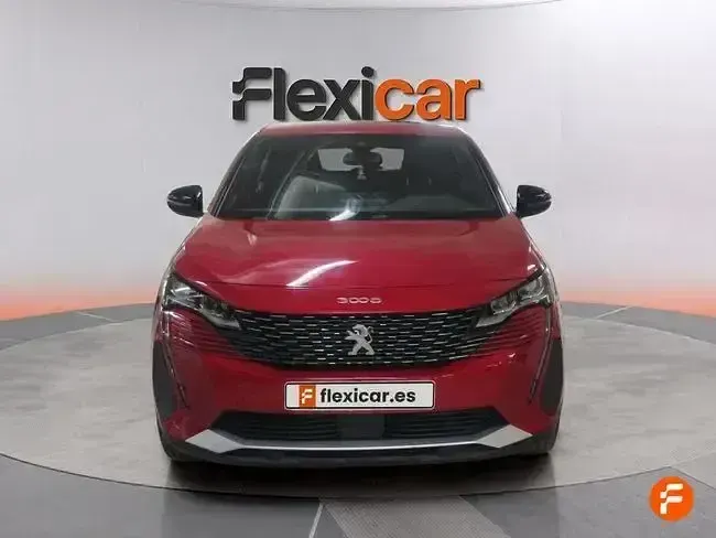 Usado Peugeot 3008 Active 130 CV (95 kW) 2023 Rojo SUV