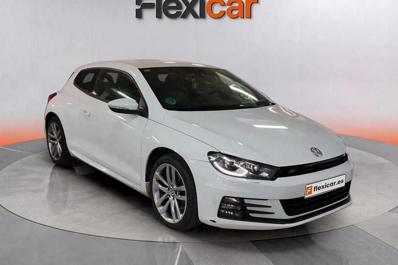 Blanco Usado 2016 VW Scirocco R-line Coupe | 16.490 € (Buen precio) - Imagen 1/4