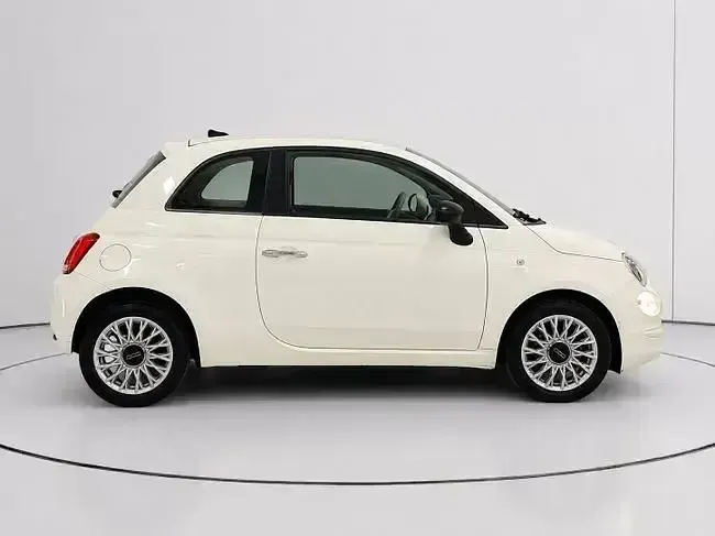 Usado Fiat 500 70 CV (51 kW) 2022 Blanco Utilitario