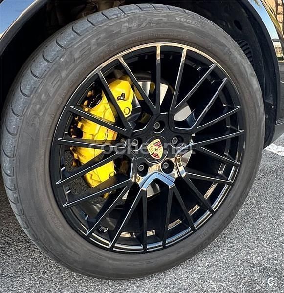 Usado Porsche Cayenne 462 CV (339 kW) 2022 Negro SUV
