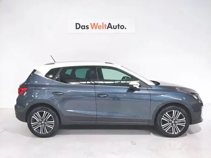 Usado Seat Arona Xperience 115 CV (84 kW) 2025 Gris SUV