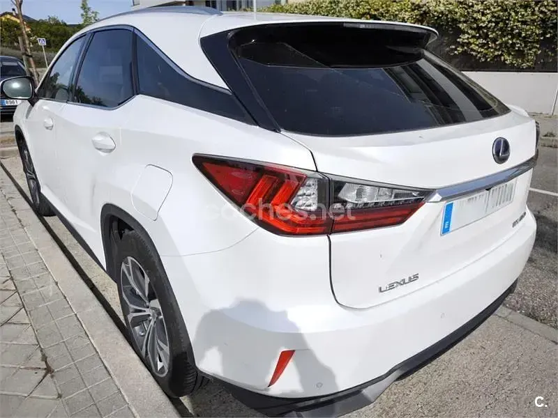 Usado Lexus RX450h Executive Line 313 CV (230 kW) 2018 Blanco SUV