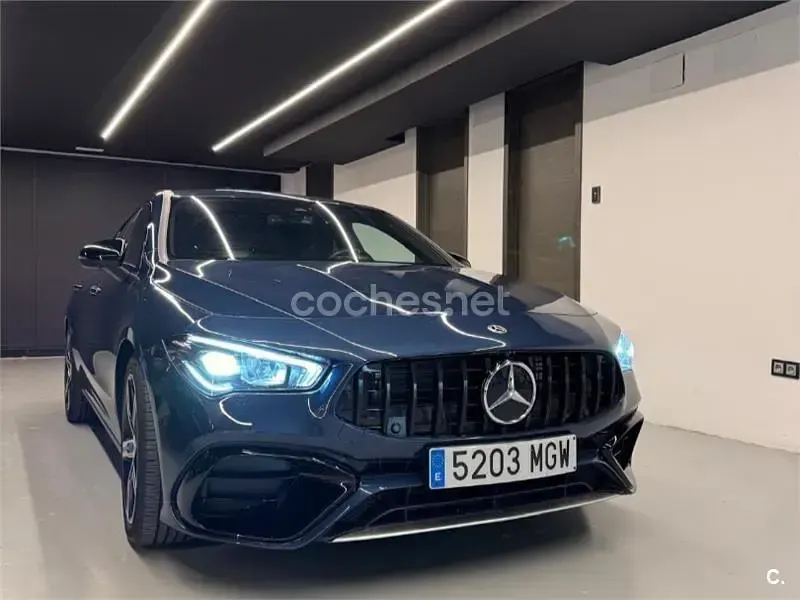 Usado Mercedes CLA180 136 CV (100 kW) 2023 Negro Berlina