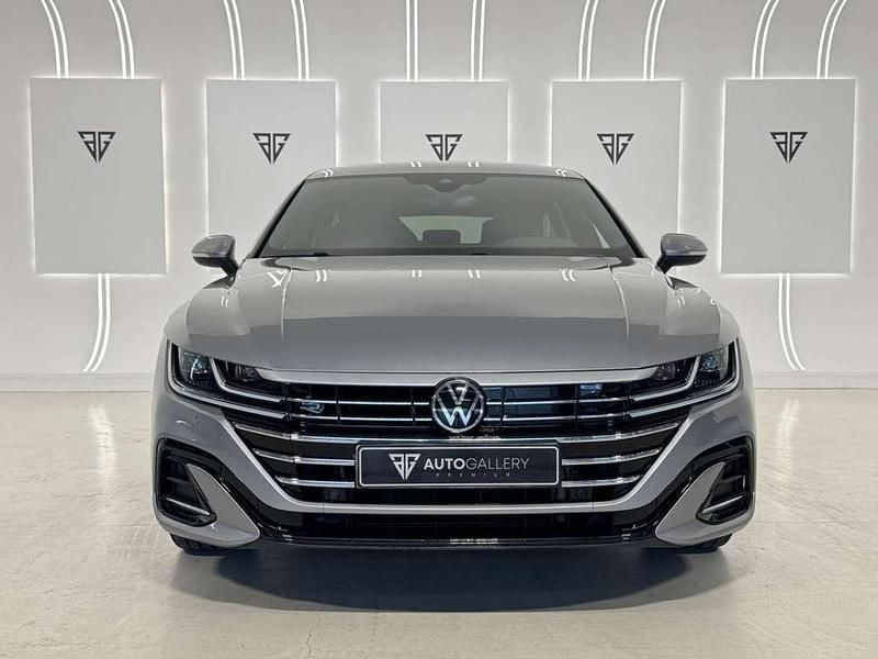 Usado VW Arteon R-line 218 CV (160 kW) 2021 Plateado Familiar